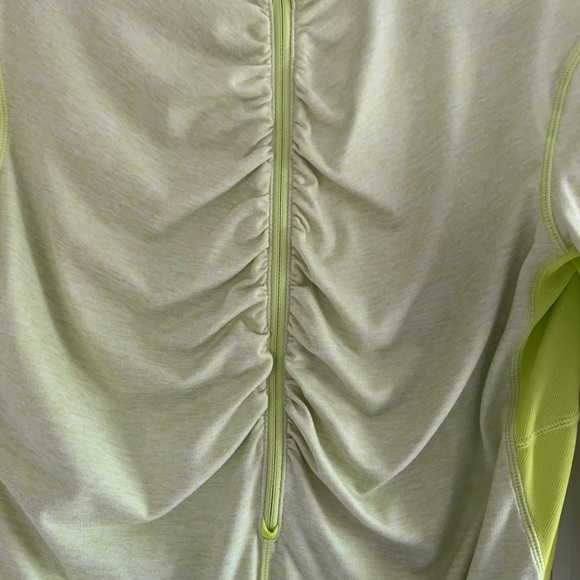 New Balance half zip - Picture 2 of 10